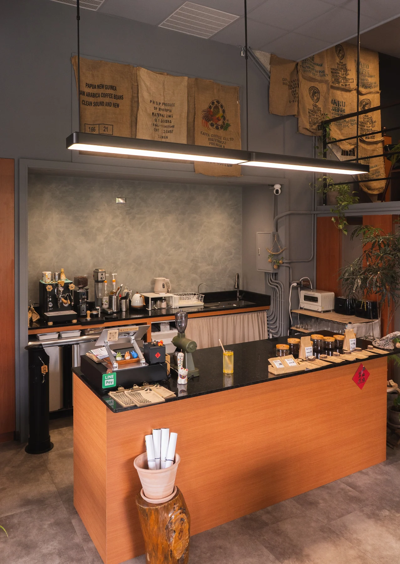 Plants Cafe interior detail